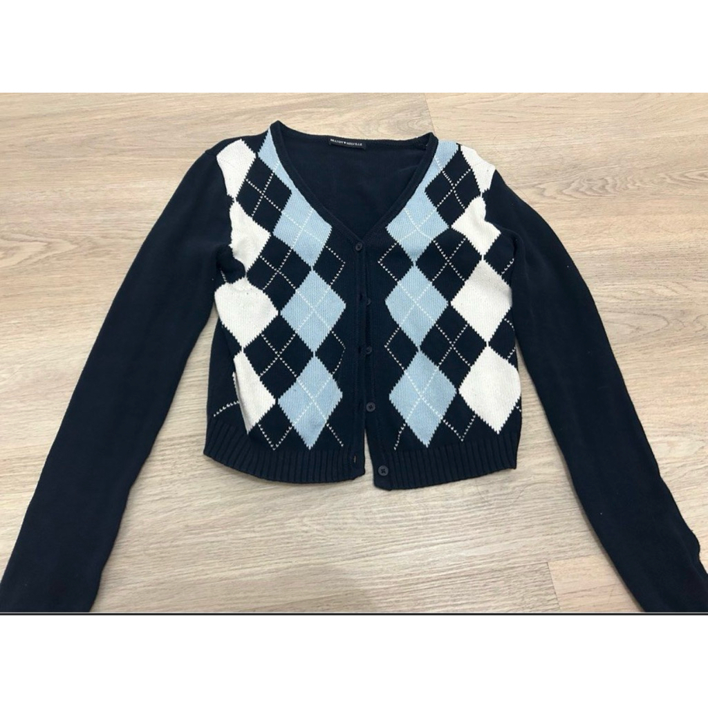 brandy melville cardigan