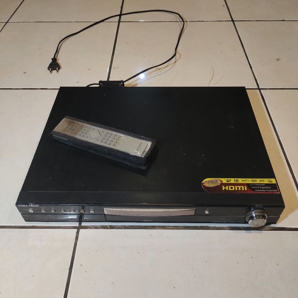 Home Theater 5.1  Polytron BigBand PHT 170HD HDMI