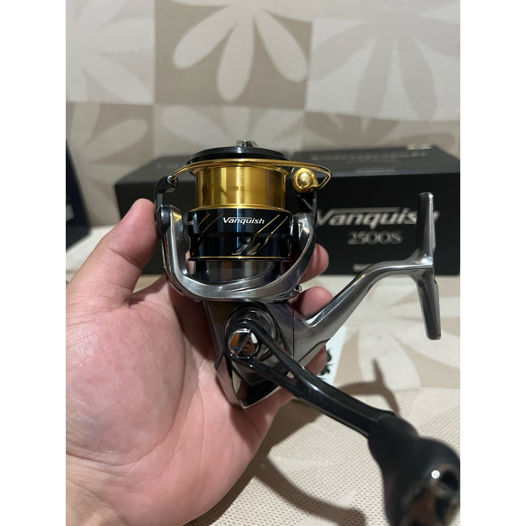 Reel Shimano Vanquish 16 2500s Second