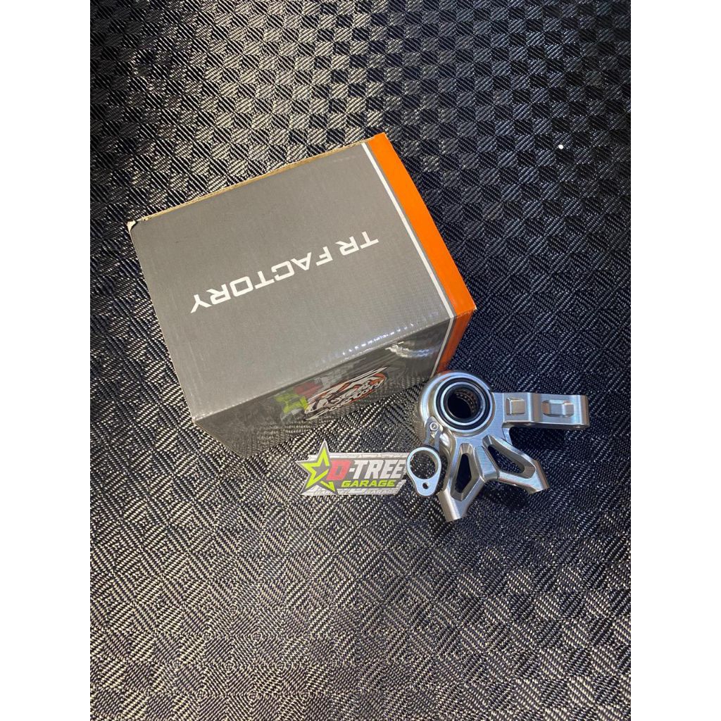 Breket kaliper vespa gyant Breket kaliper vespa BREMBO Breket kaliper BREMBO Gyant vespa Breket kali