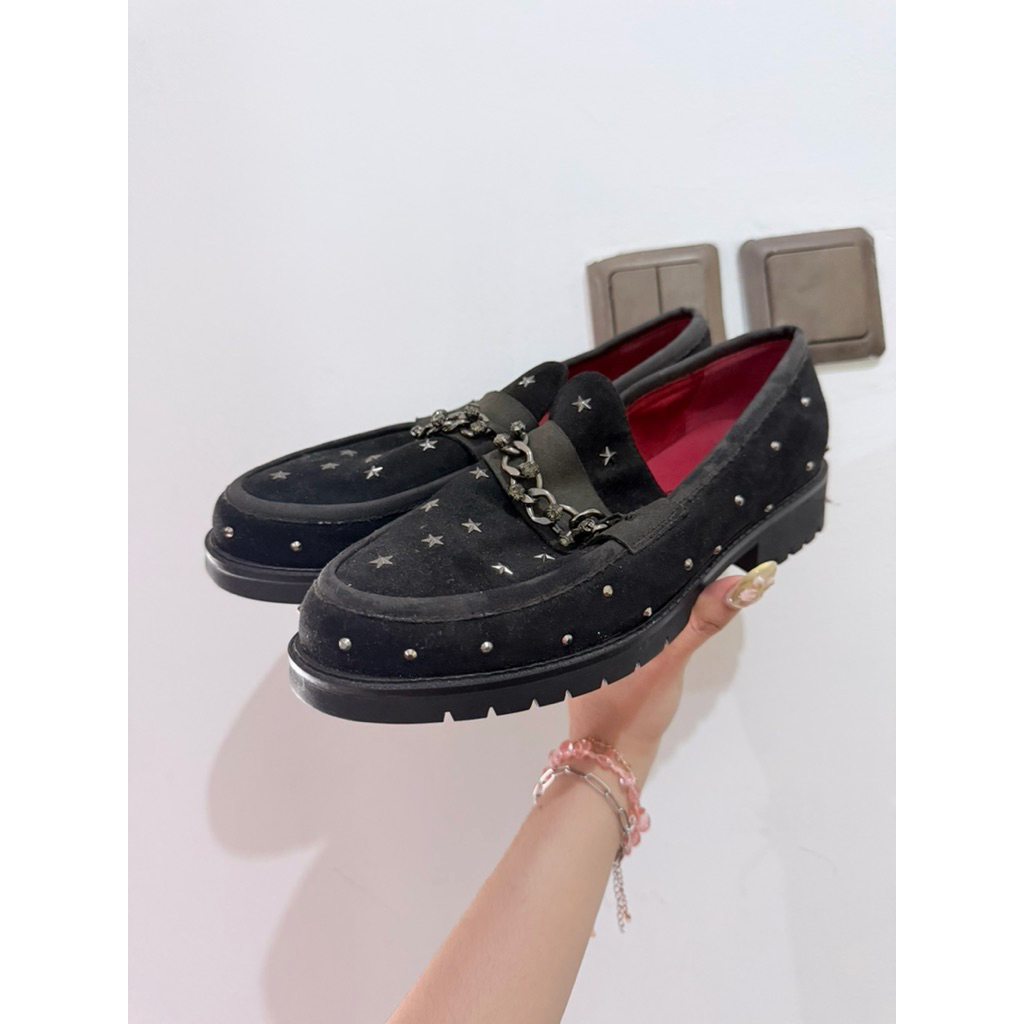 Betsy Loafers Black Star Studded - GAK PERNAH DIPAKAI