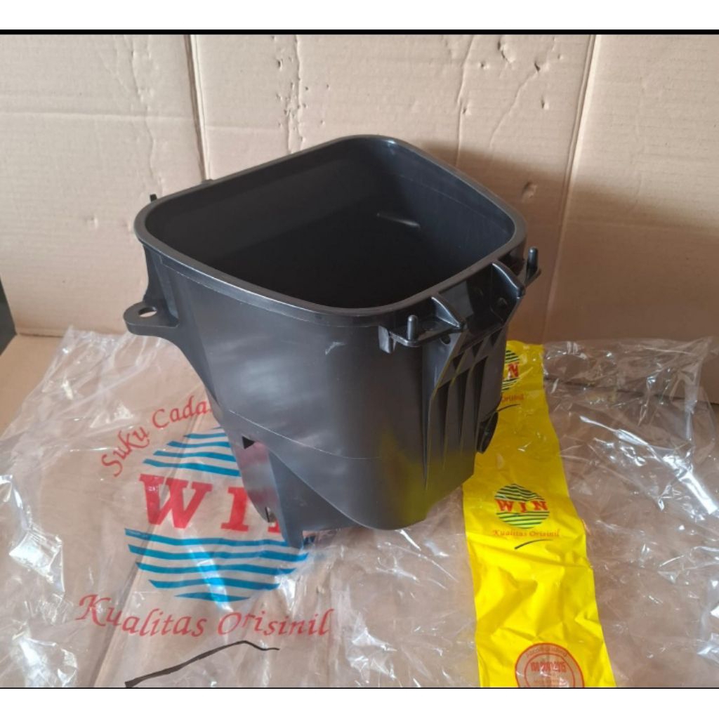 Star+ Box bagasi jok motor supra x 125 Fi K41 merek win