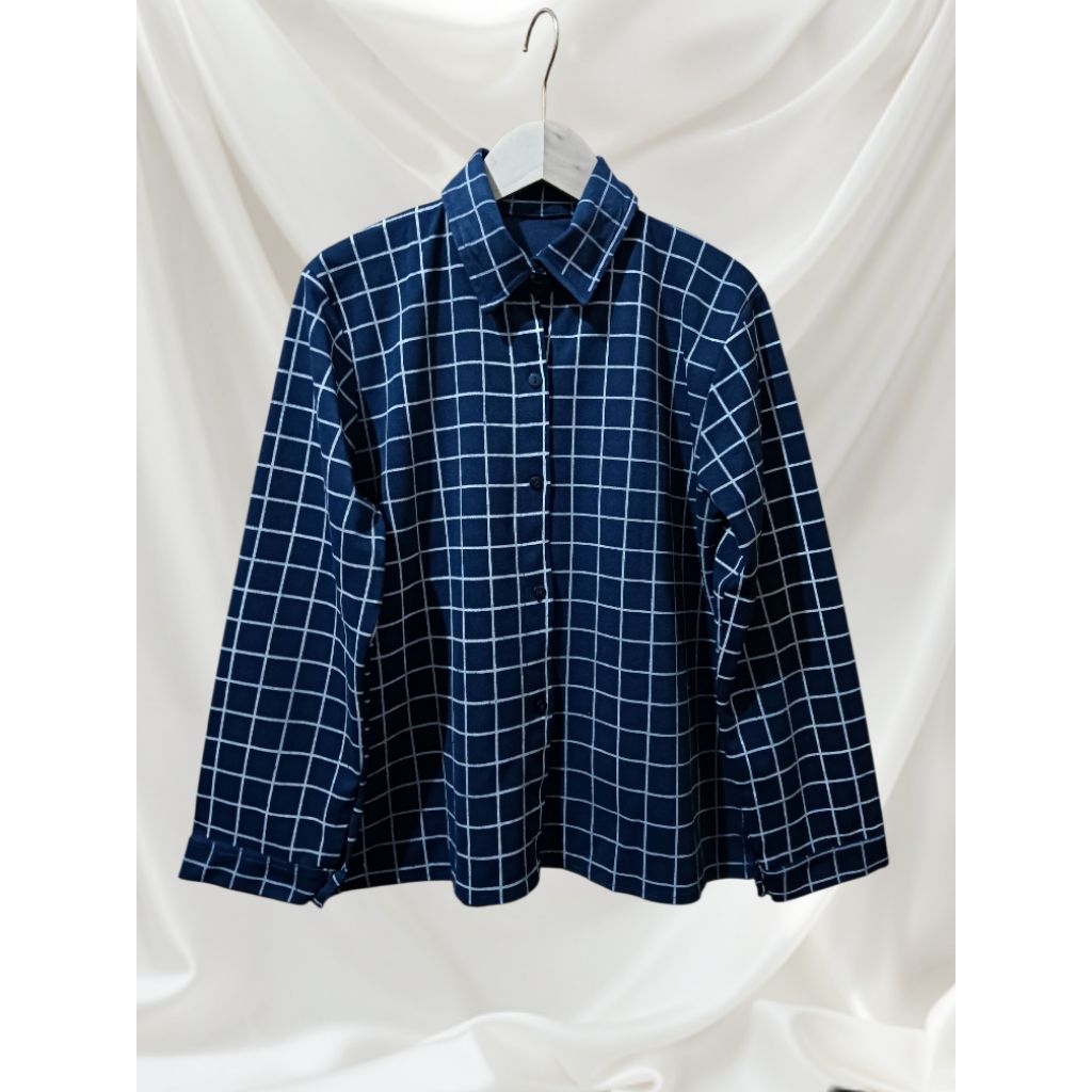 Kemeja wanita navy kotak all size