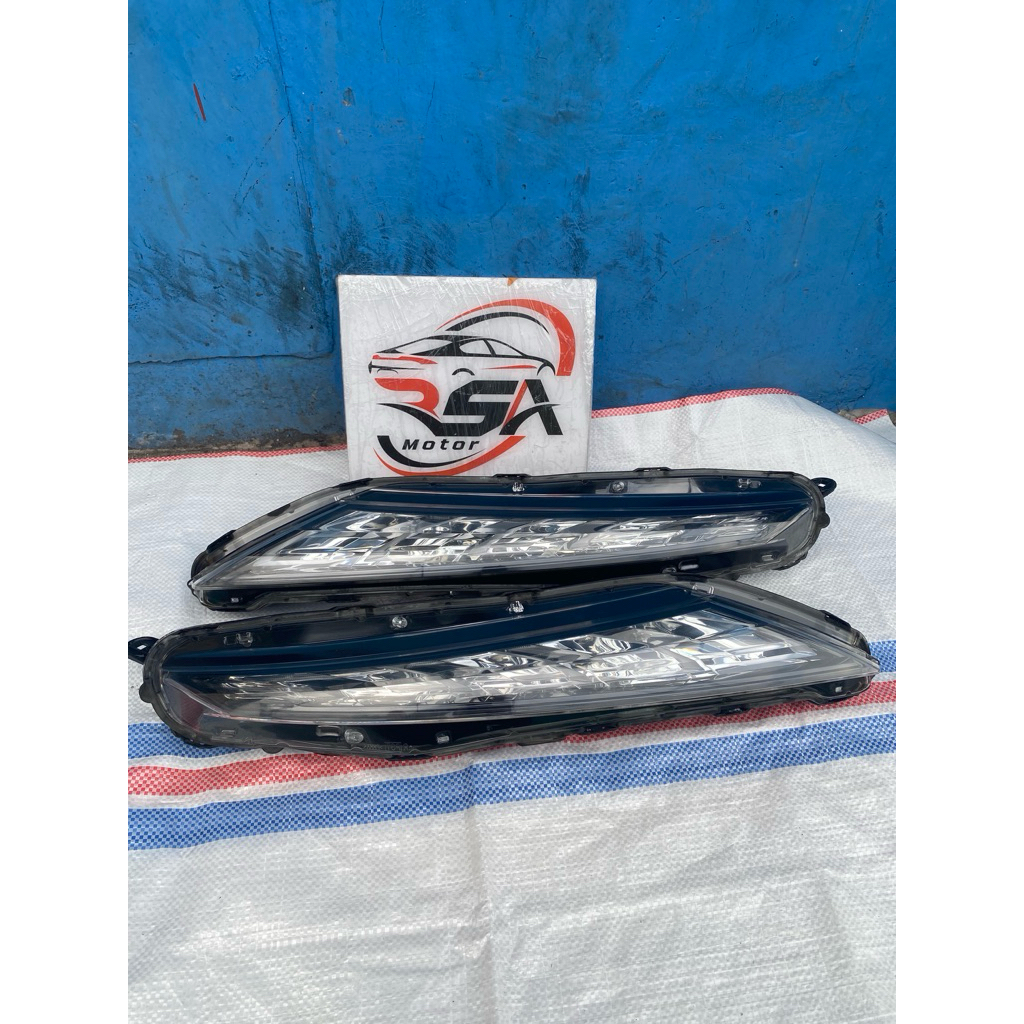 Lampu Drl  Xpander depan 2018-2019 Original