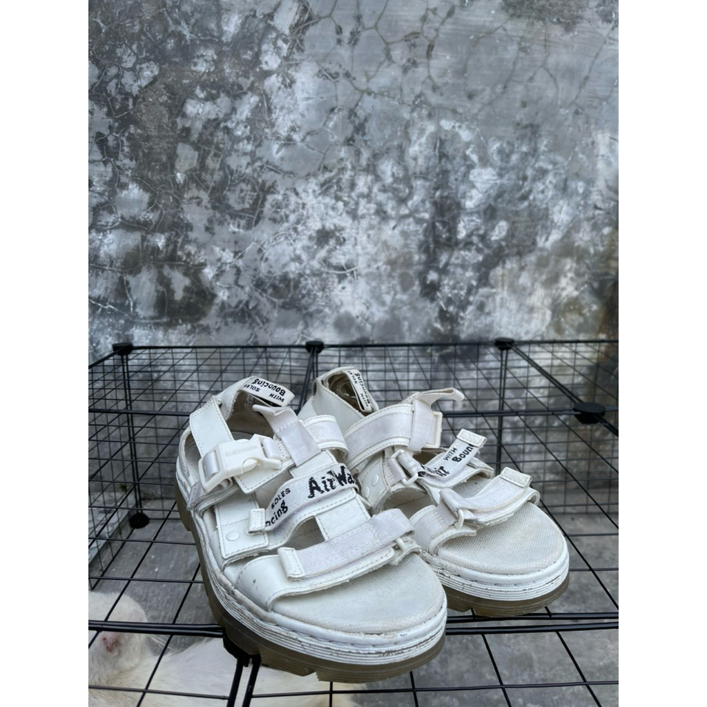 sandal dr.martens original second preloved