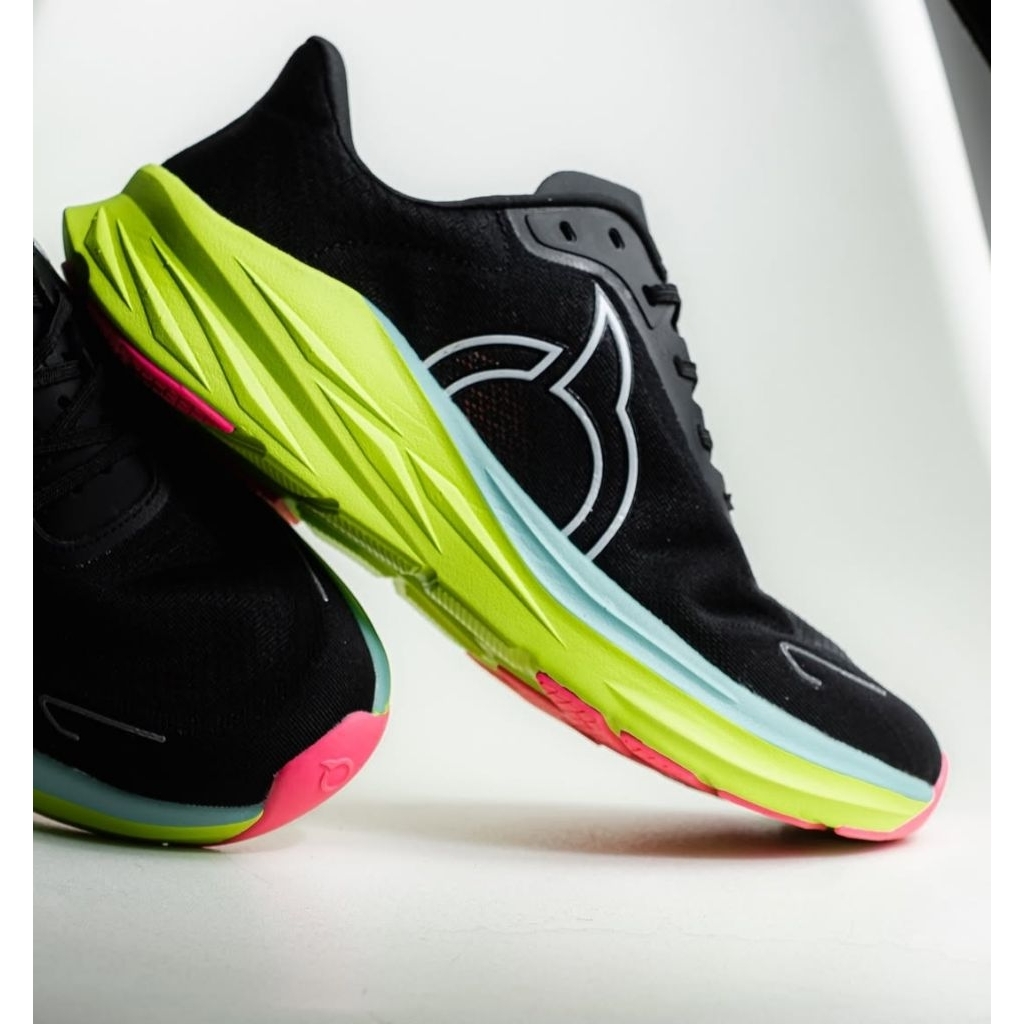 Ortuseight Running Hyperfuse 2.2 Black