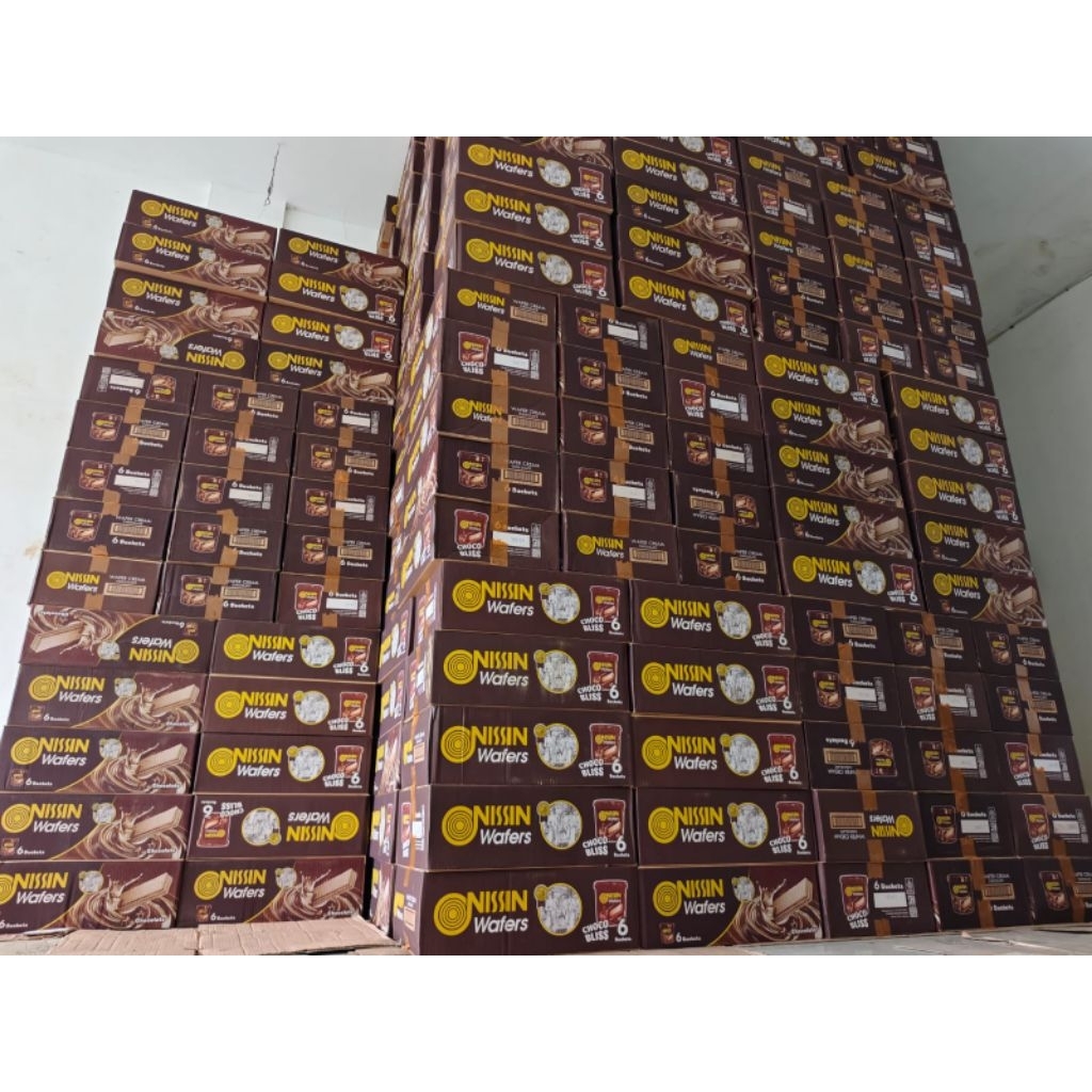 Nissin Wafer Chocolate Timba Nissin Wafer Coklat Jar 240 g (1 DUS ISI 6 PCS)