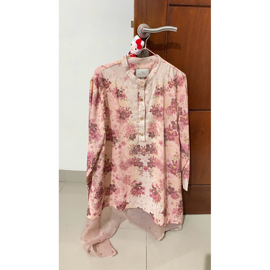 preloved tunik wearing klamby