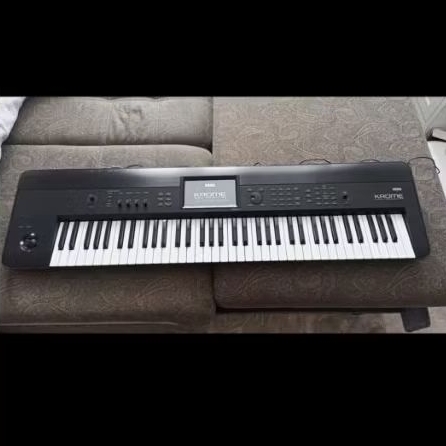 KORG KROME 73 Mulus Synthesizer Keyboard