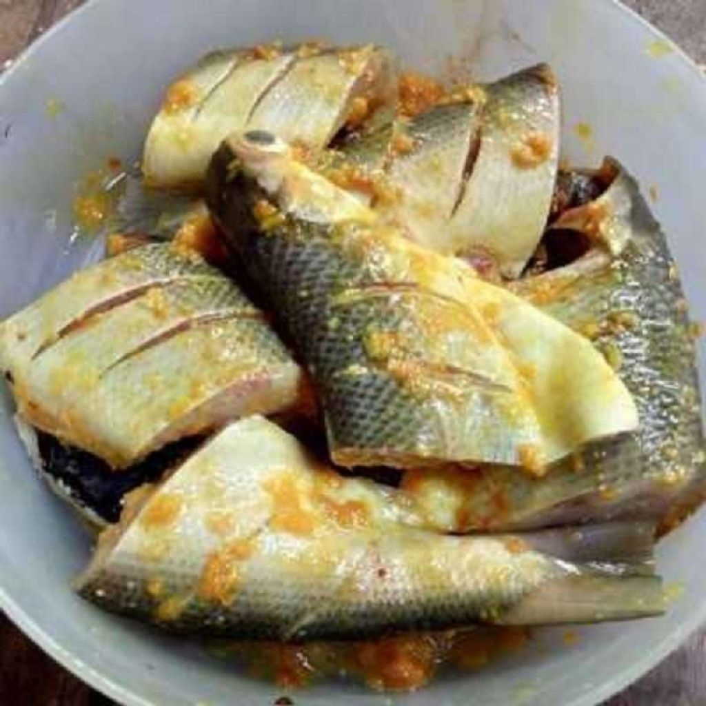 Ikan Bandeng Ungkep - Bumbu Kuning Siap Goreng