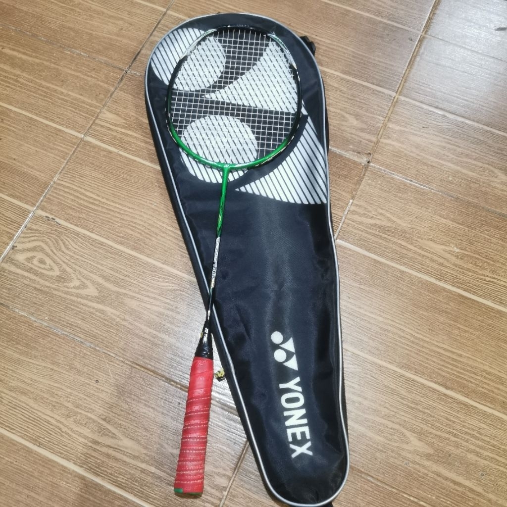 Yonex Original Raket Batminton Voltric Tour 88 dengan Desain Khas dan Kualitas Terbaik