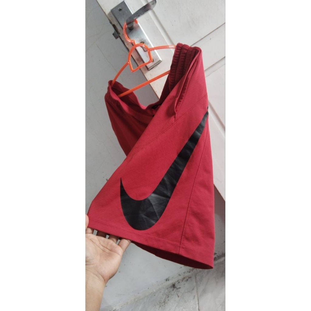 Celana Pendek Nike Big Woosh size L