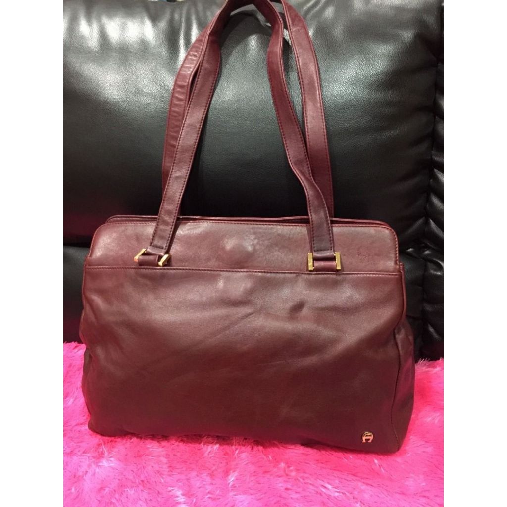 Preloved EA authentic leather vintage shoulder bag