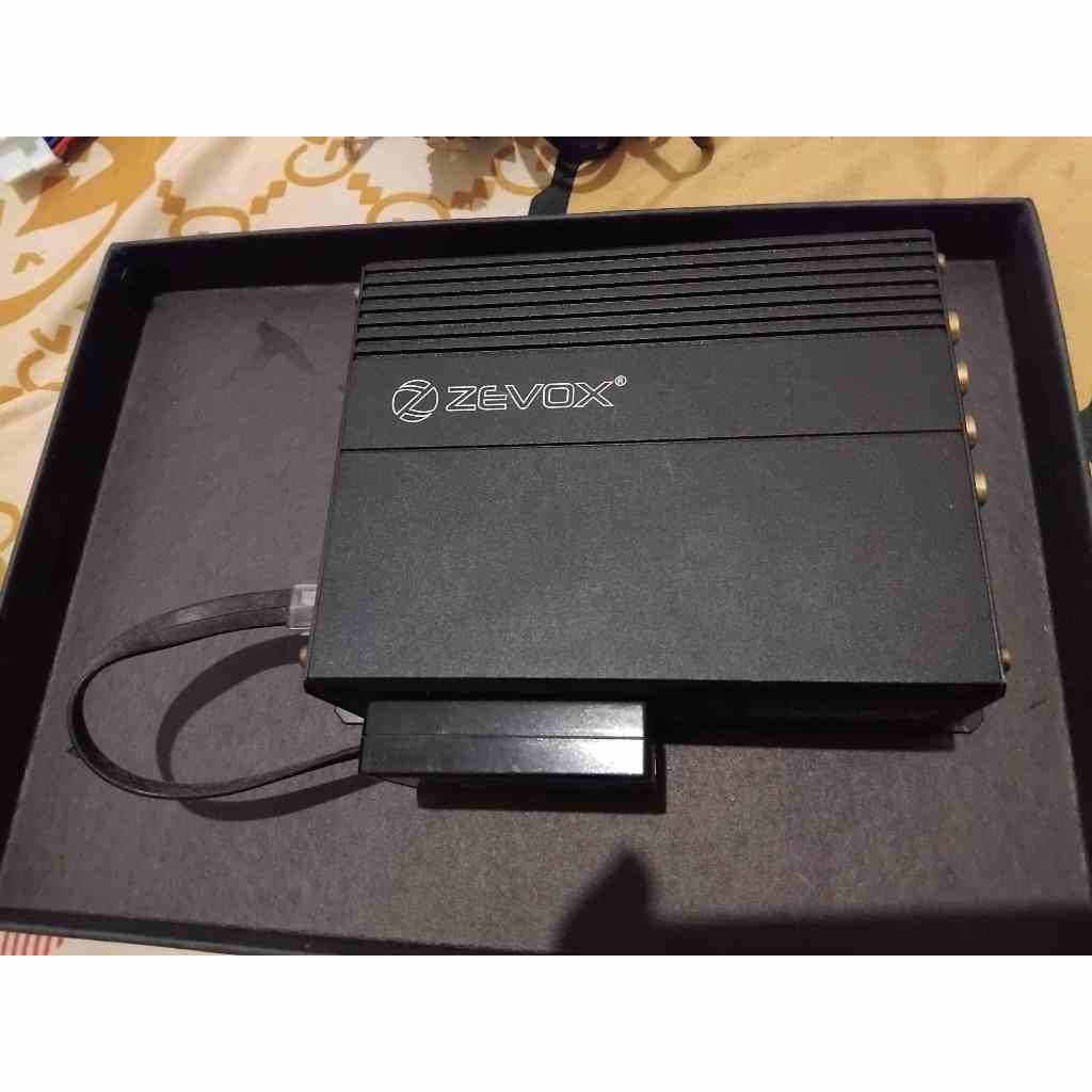 Amplifier mobil zevox zp6.4 amp-15 by vox research