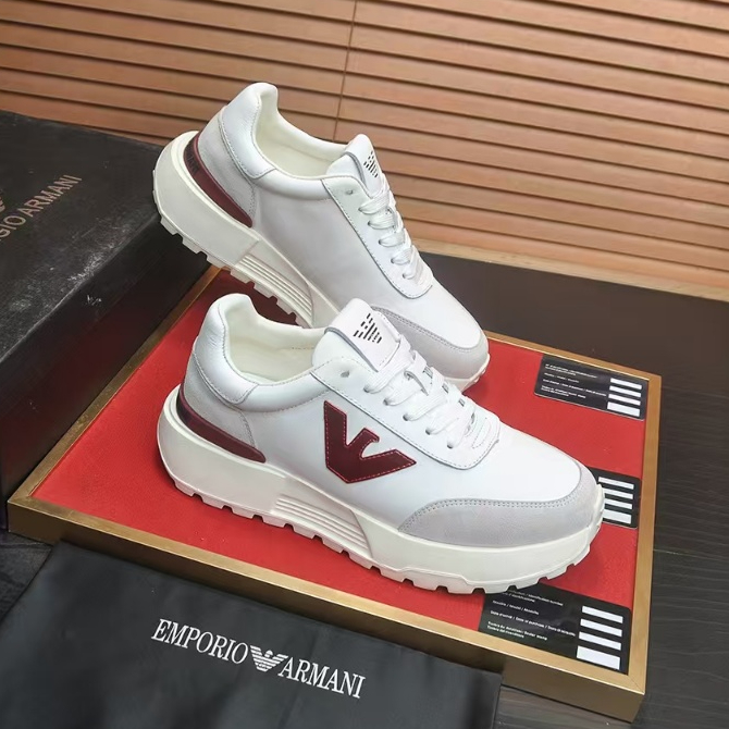 Armani's new casual shoes, men's leather sports shoes, lightweight running shoes