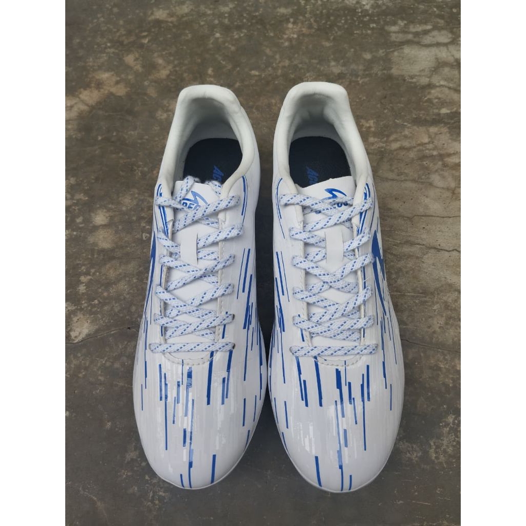 specs bola size 39 second