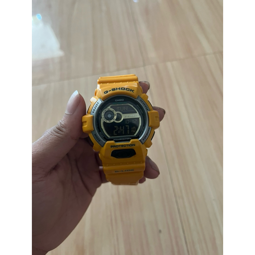 JAM GSHOCK CASIO GLS8900 YELLOW SECOND ORIGINAL