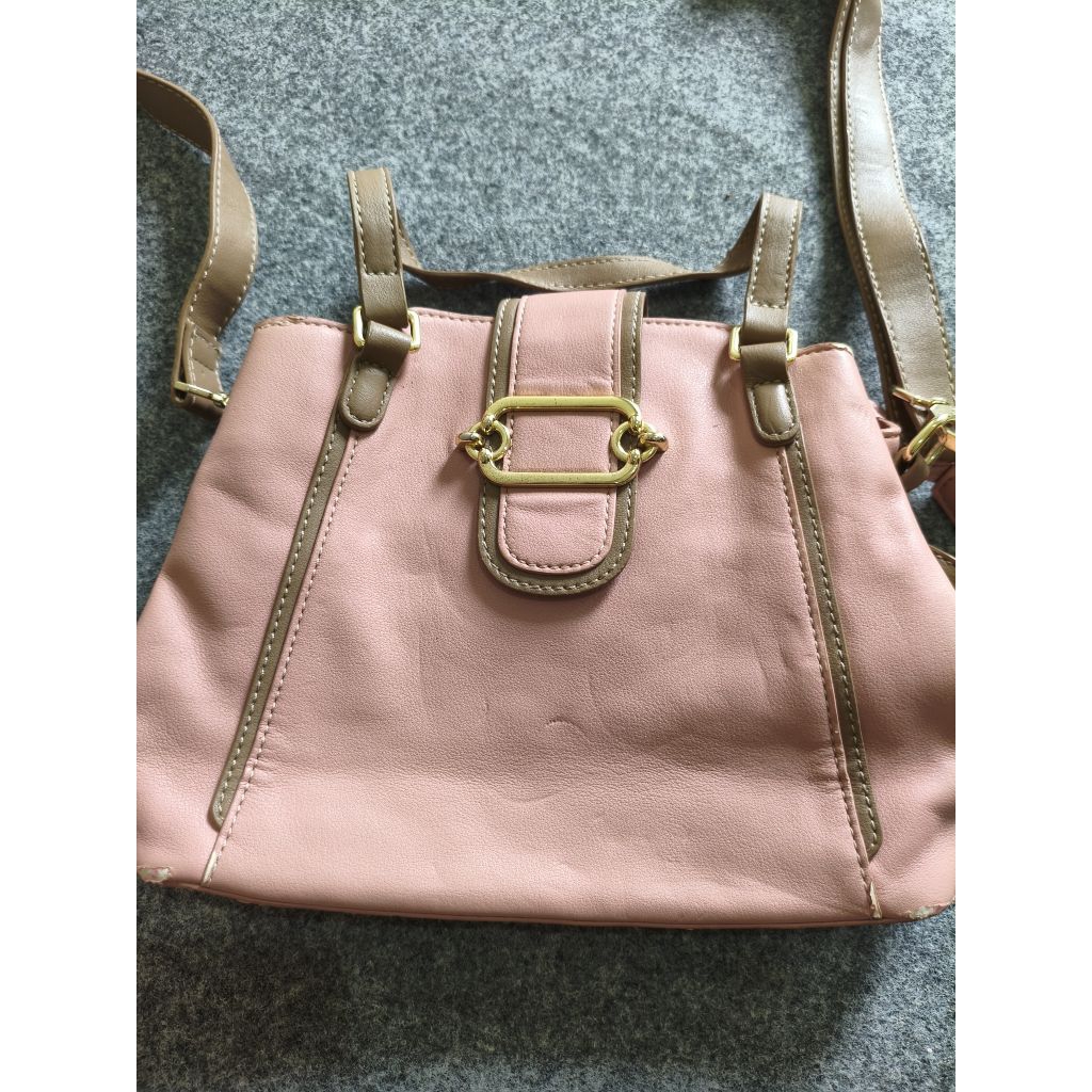 TAS SELEMPANG ELIZABETH PRELOVED