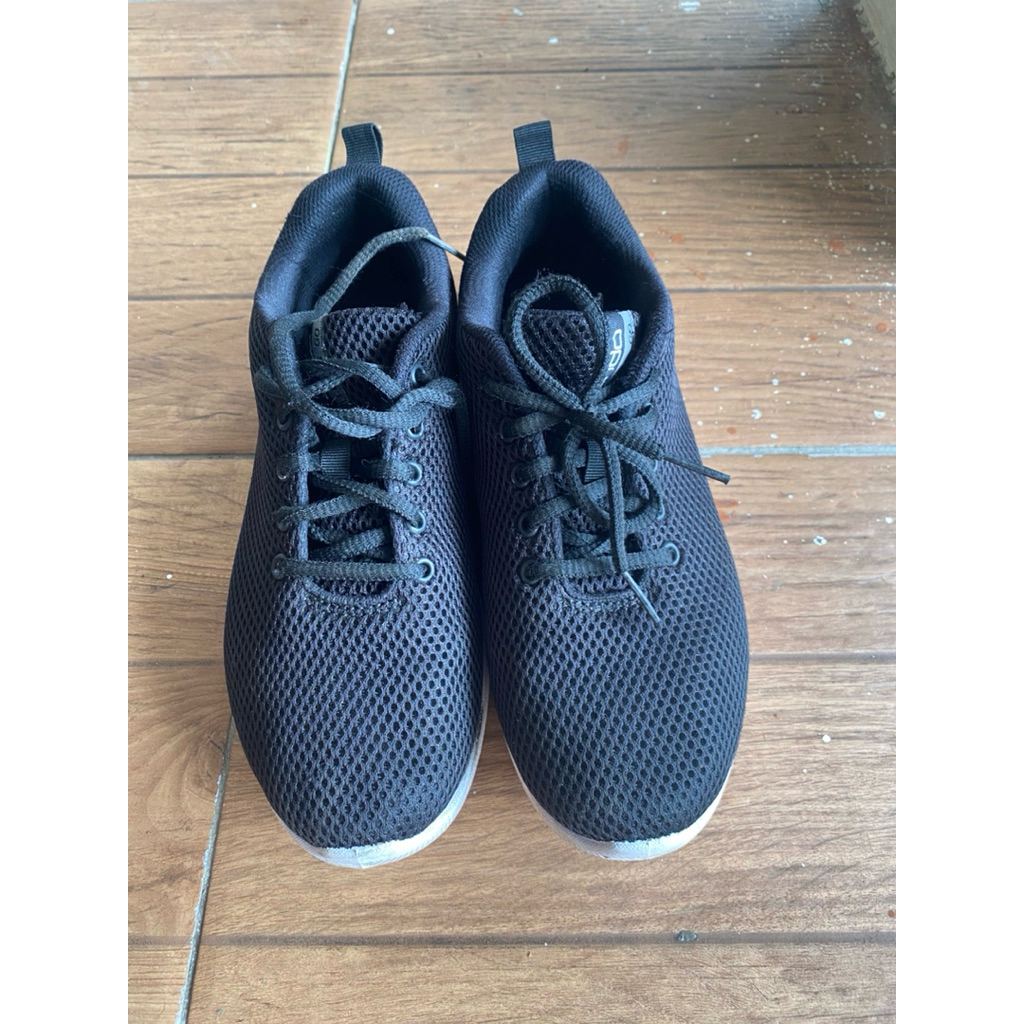 Preloved sepatu sekolah ando