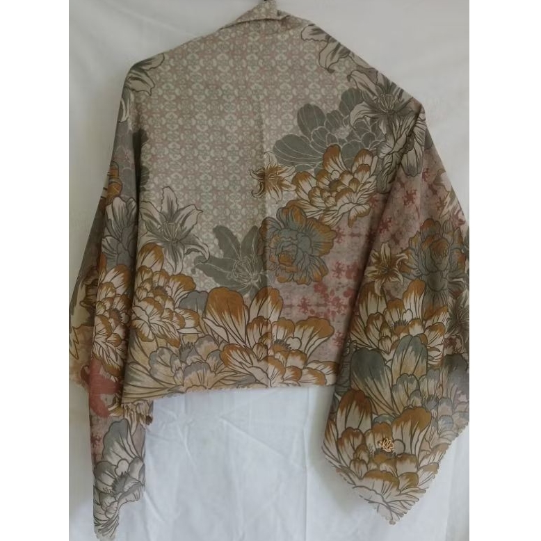 Preloved Scarf HEAVEN LIGHTS