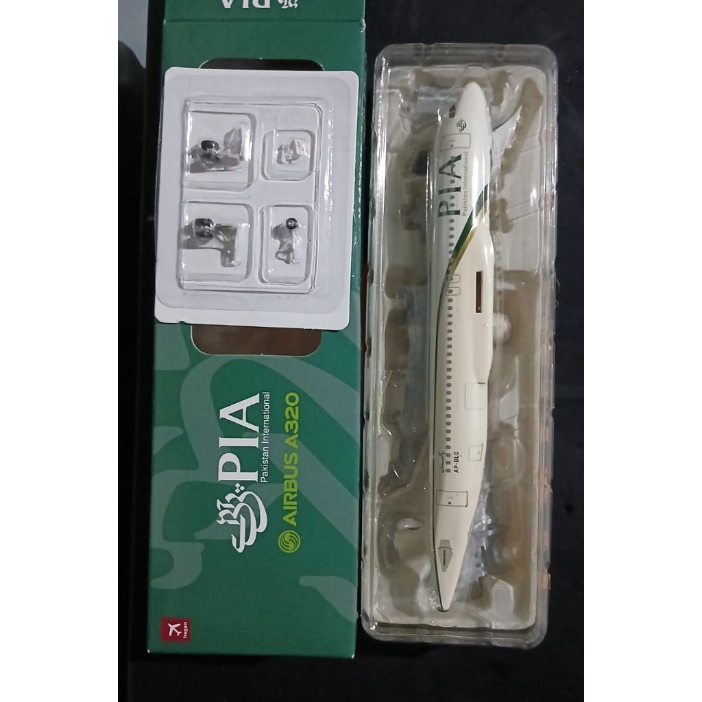 Miniature Diecast Pesawat A320 PIA Pakistan International Airlines Skala 1/200 Hogan Wings