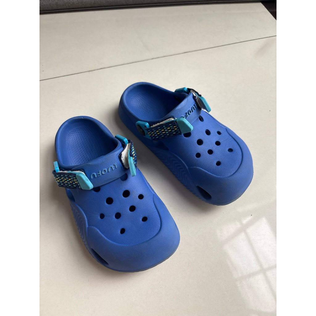 sandal unisex anak luofu preloved