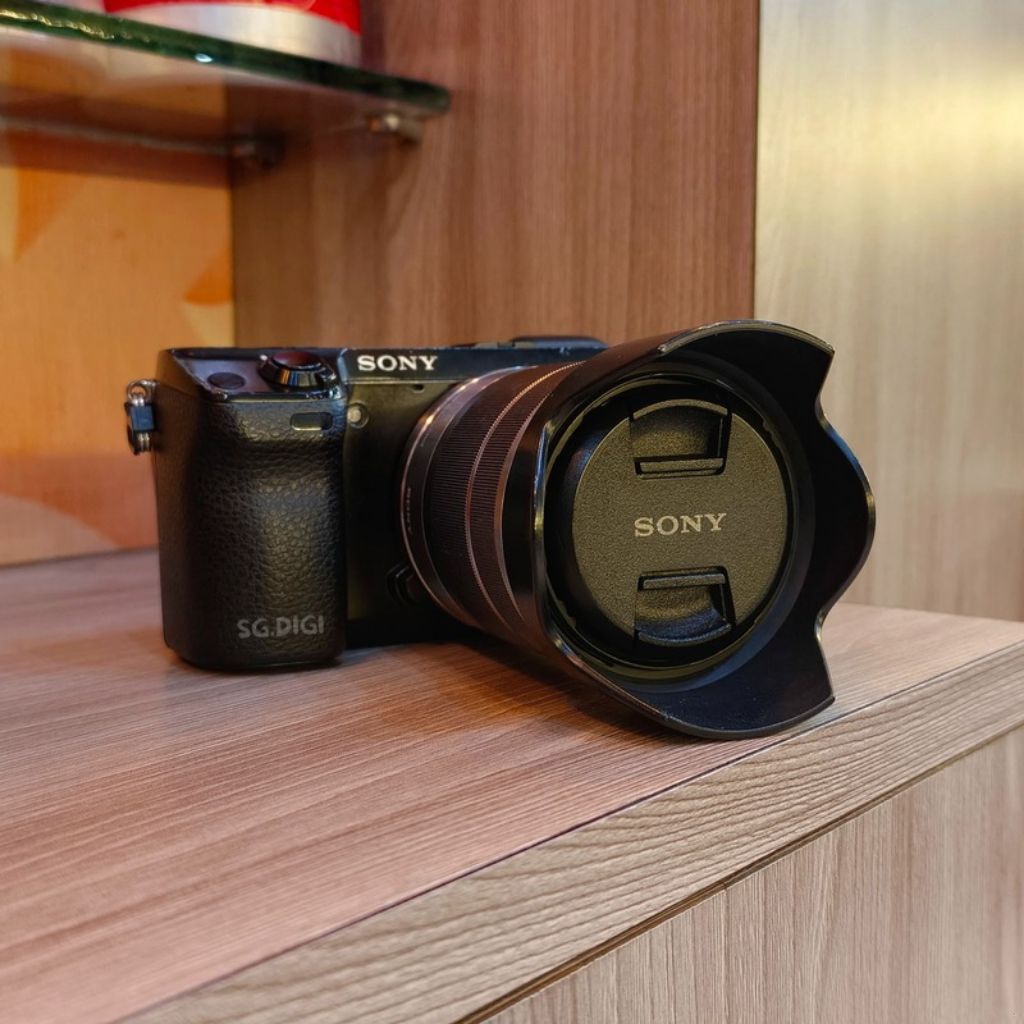 Kamera Sony Alfa Nex7 Mirrorless Digital Camera