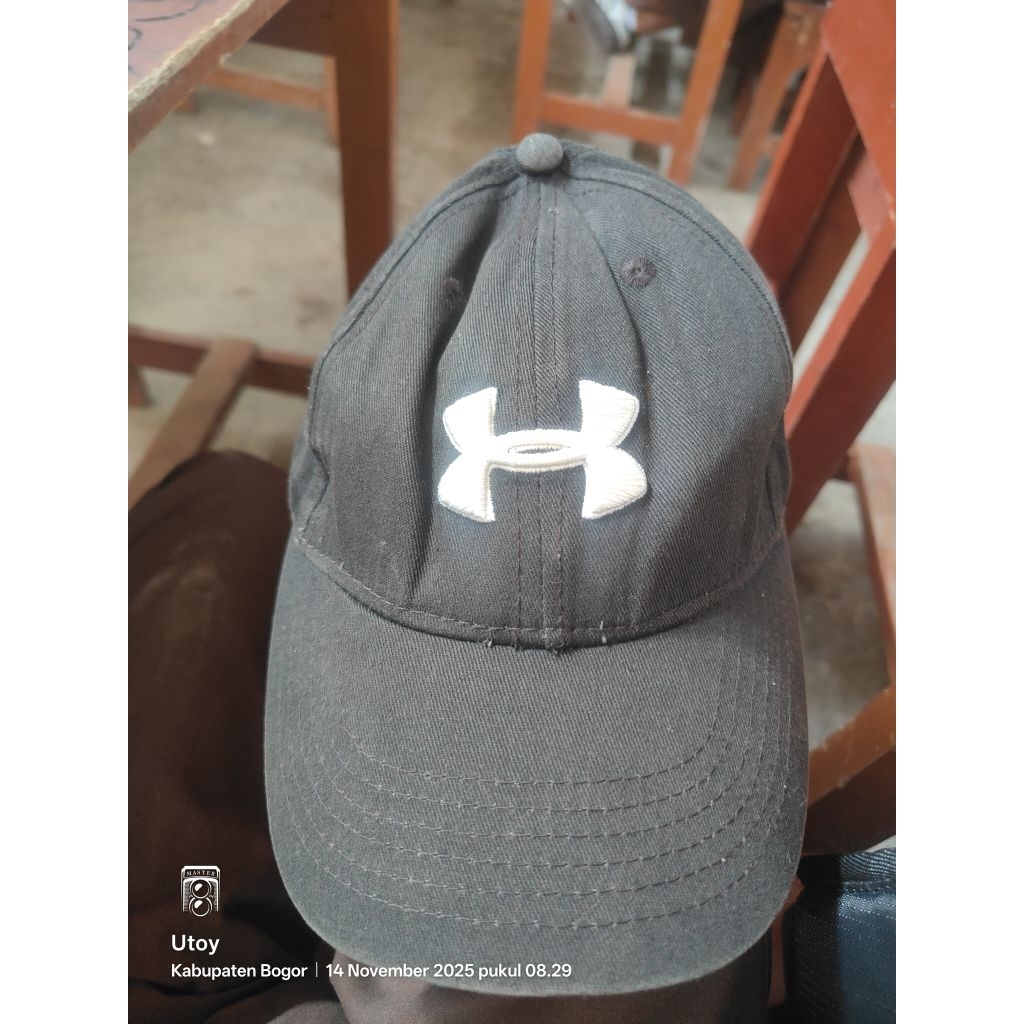 TOPI UNDER ARMOUR ORIGINAL