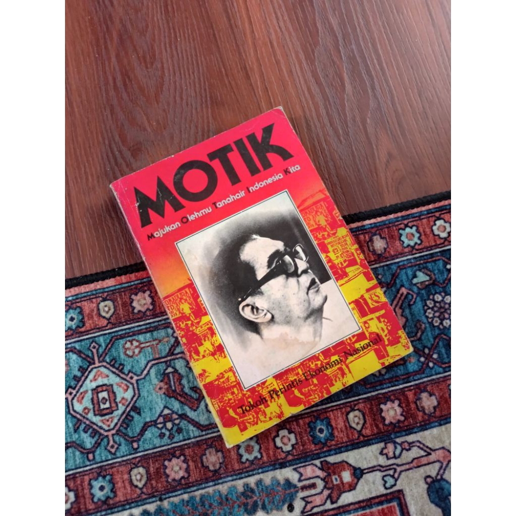 MOTIK  - Majukan Olehmu Tanah air Indonesia KitaOleh: Imam Halilintaras