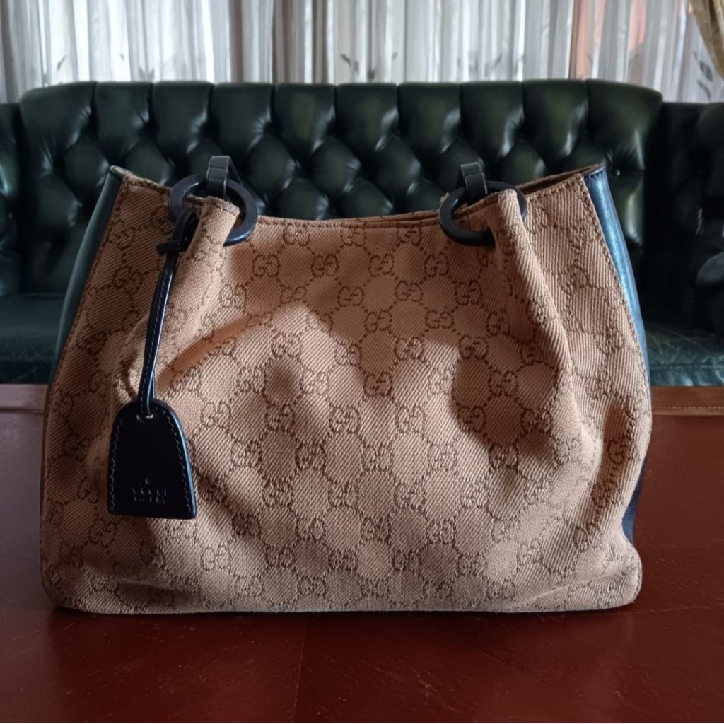 Tas Wanita Gucci tan GG Canvas Rare Vintage Asli (Second)