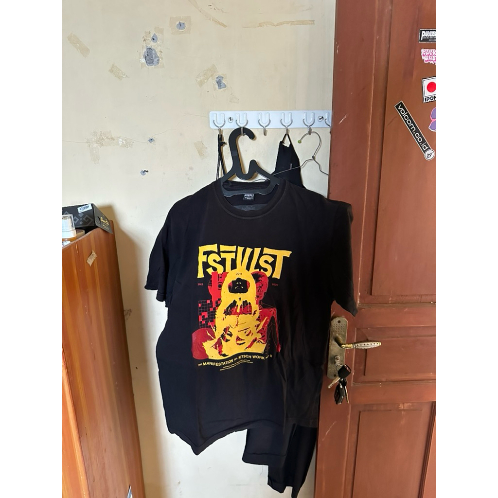 fstvlst merch xl