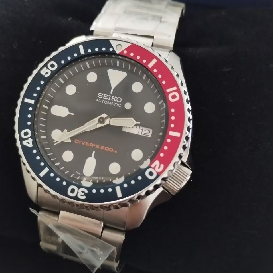 Jam Tangan Seiko SKX009 SKX009k1 SKX009K2 Divers 200m Stainless Steel
