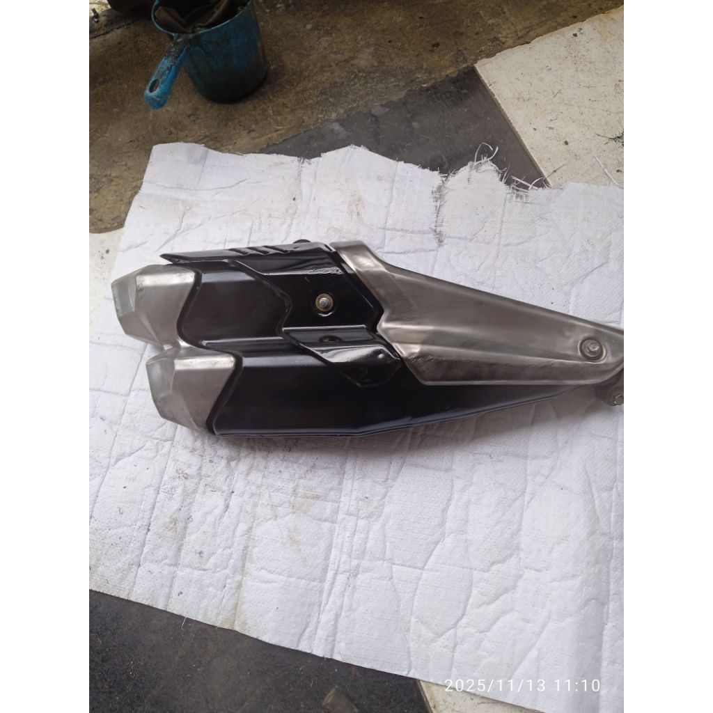 Knalpot CBR 250R 2 silinder original