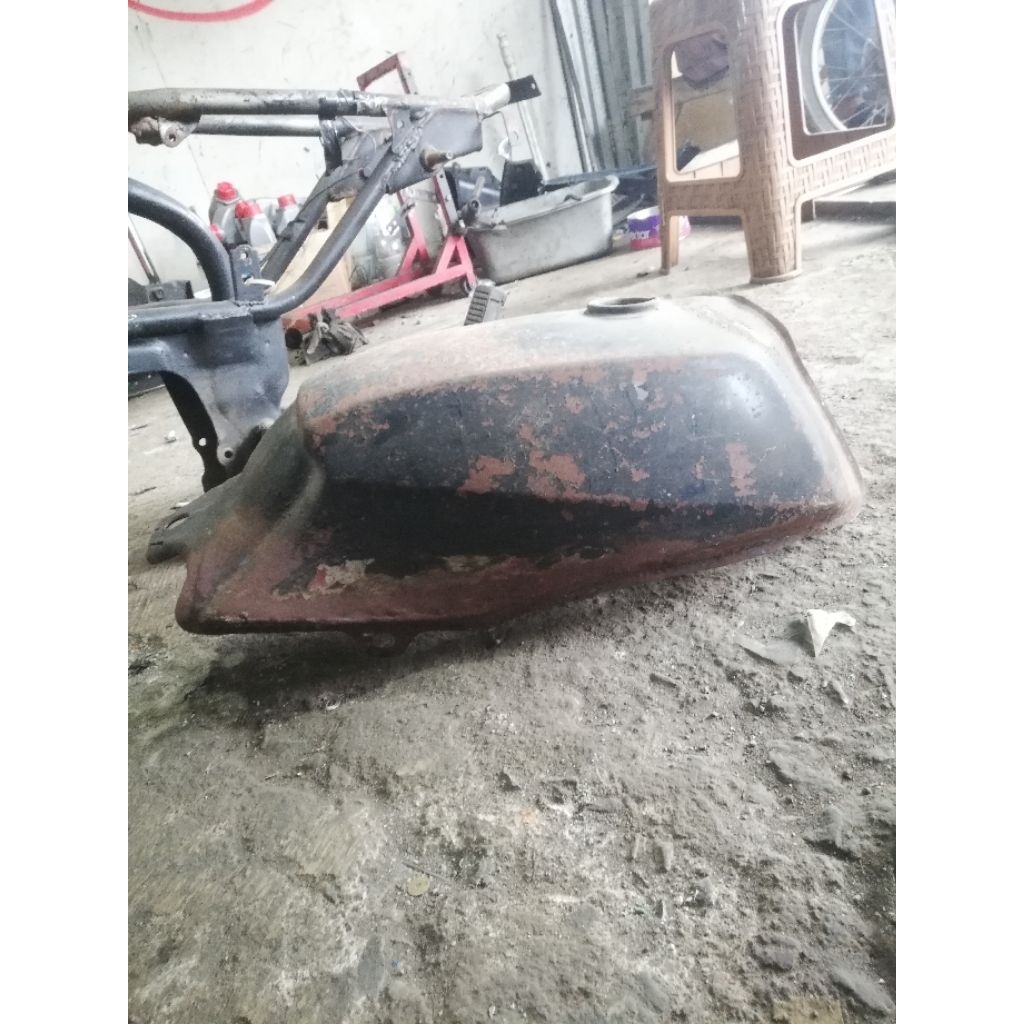 Tangki Honda Win Original Copotan