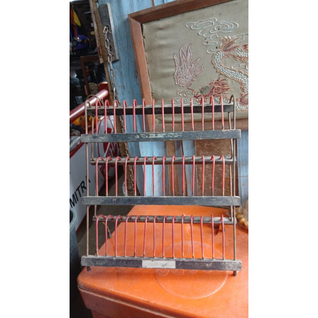 rak kaset 185 jadul antik kuno lawas vintage display anggap mati