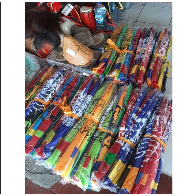 Pusat layangan hias/layangan satuwarna/layangan delta/layangan pantai