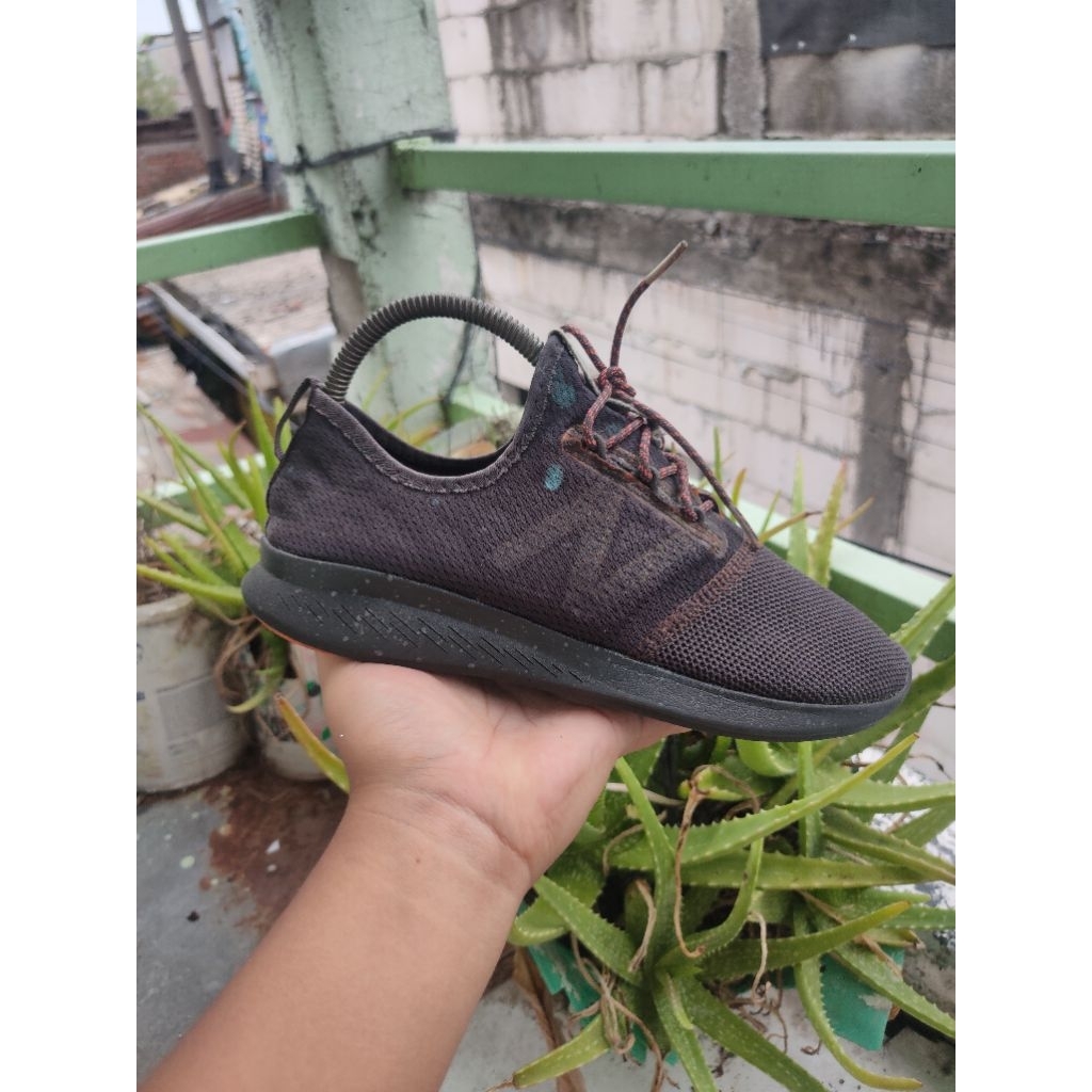 New Balance FuelCore Coast V4 Black Running Sport Sneakers Original Size 37