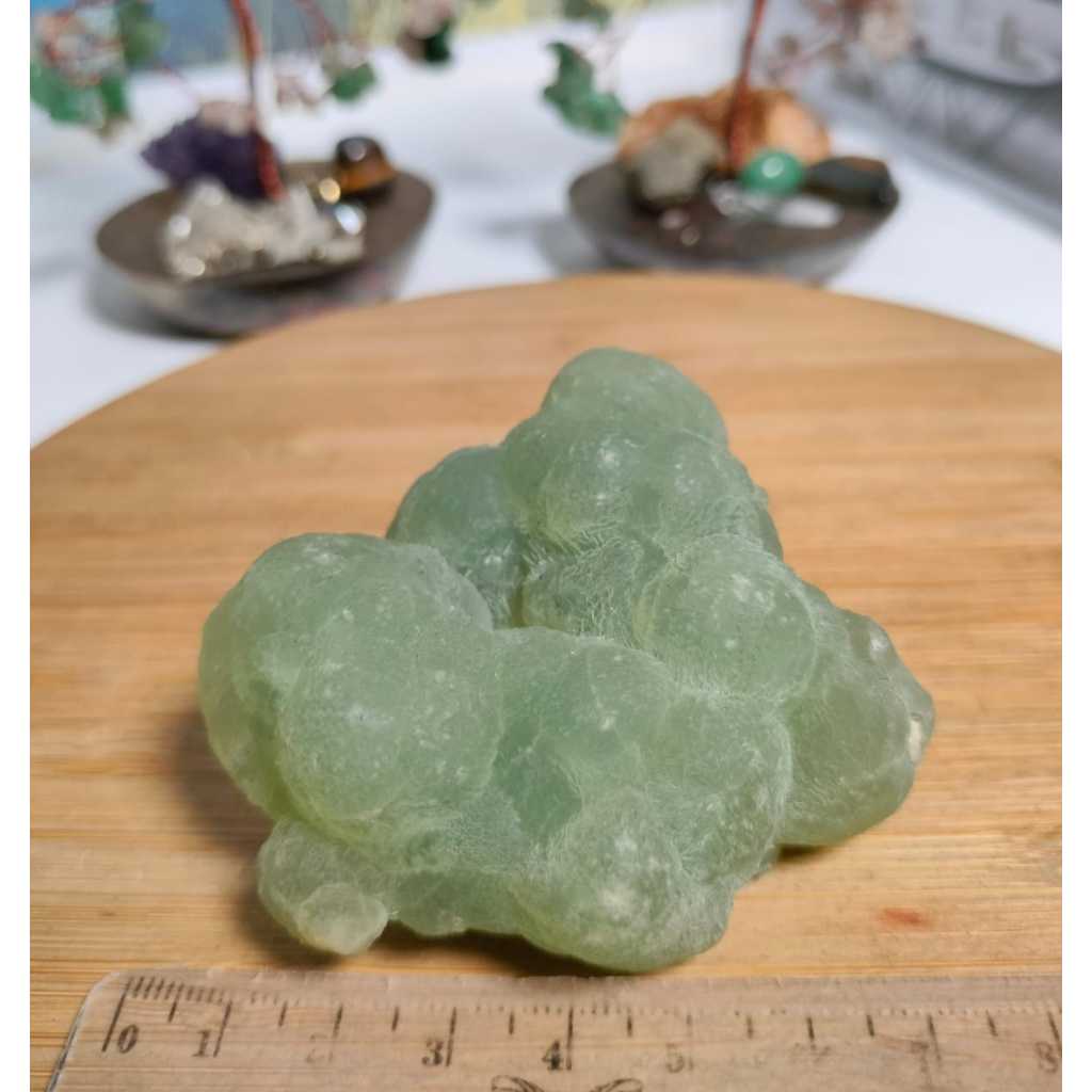 Batu Natural Prehnite Small Rough / Raw (10)