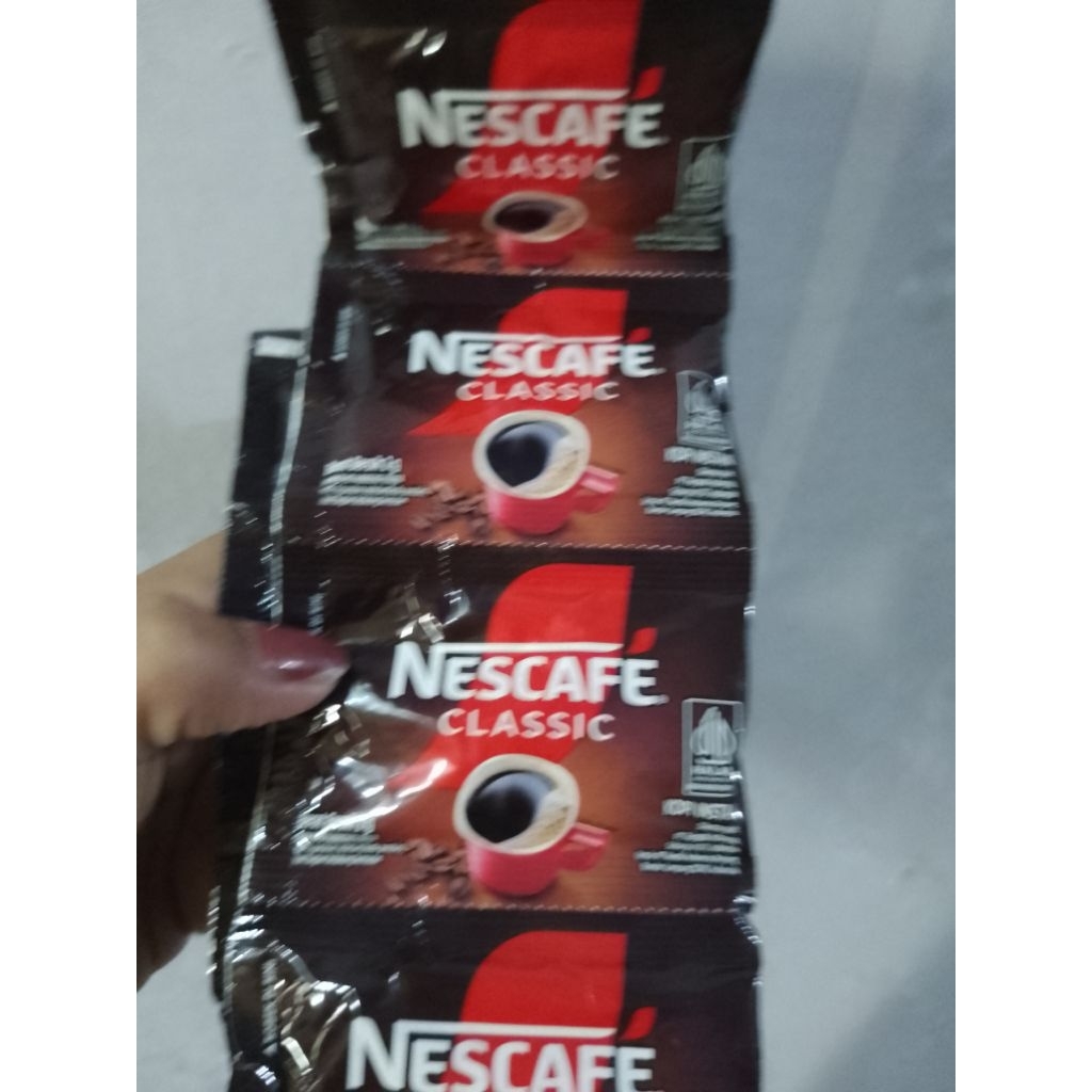 NESCAFE CLASIC RENTENG ISI 10 X 2g sachet kopi instan original