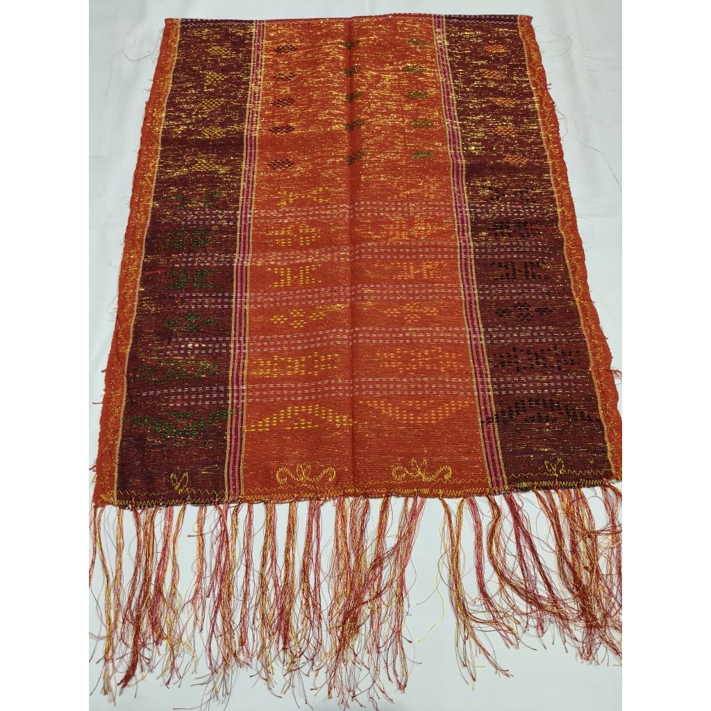 Ulos Sadum pakaian penari wanita Batak toba