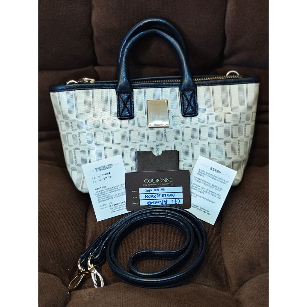 tas kulit courunne bekas preloved murah