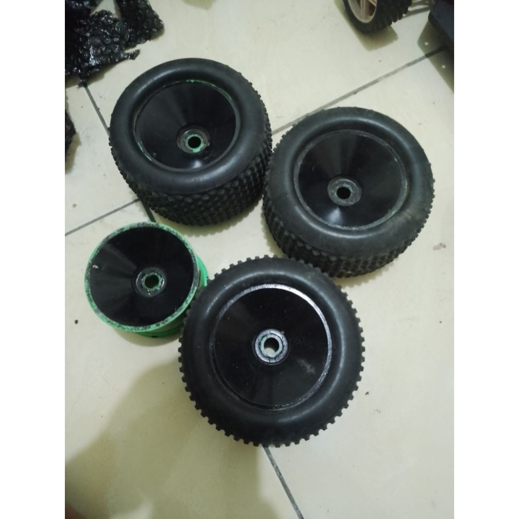 ban rc car monster truck truggy hex 17mm buat 1/8