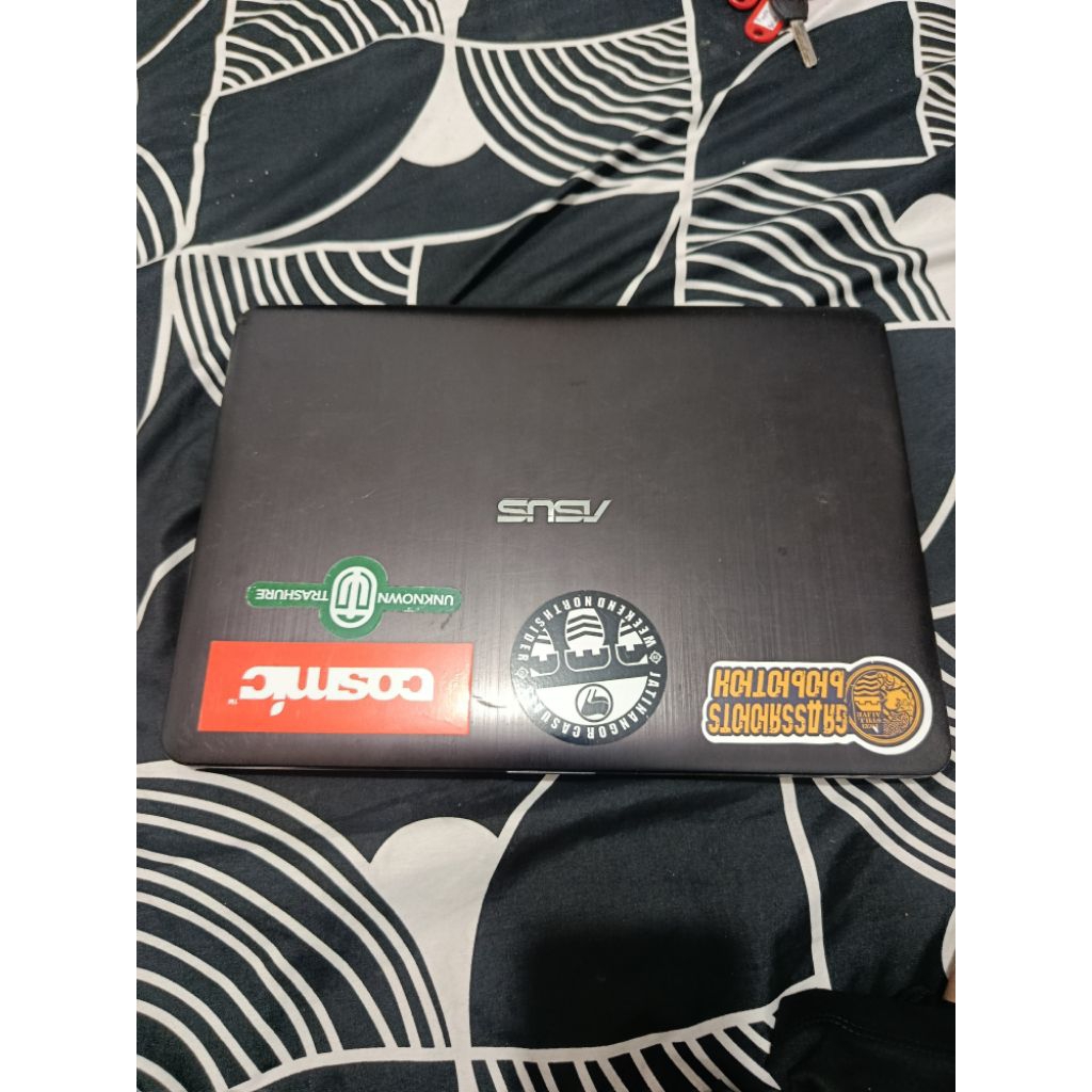 laptop Asus x441u gold core i3 6006u ram 4gb ddr4 ssd 256gb win 11