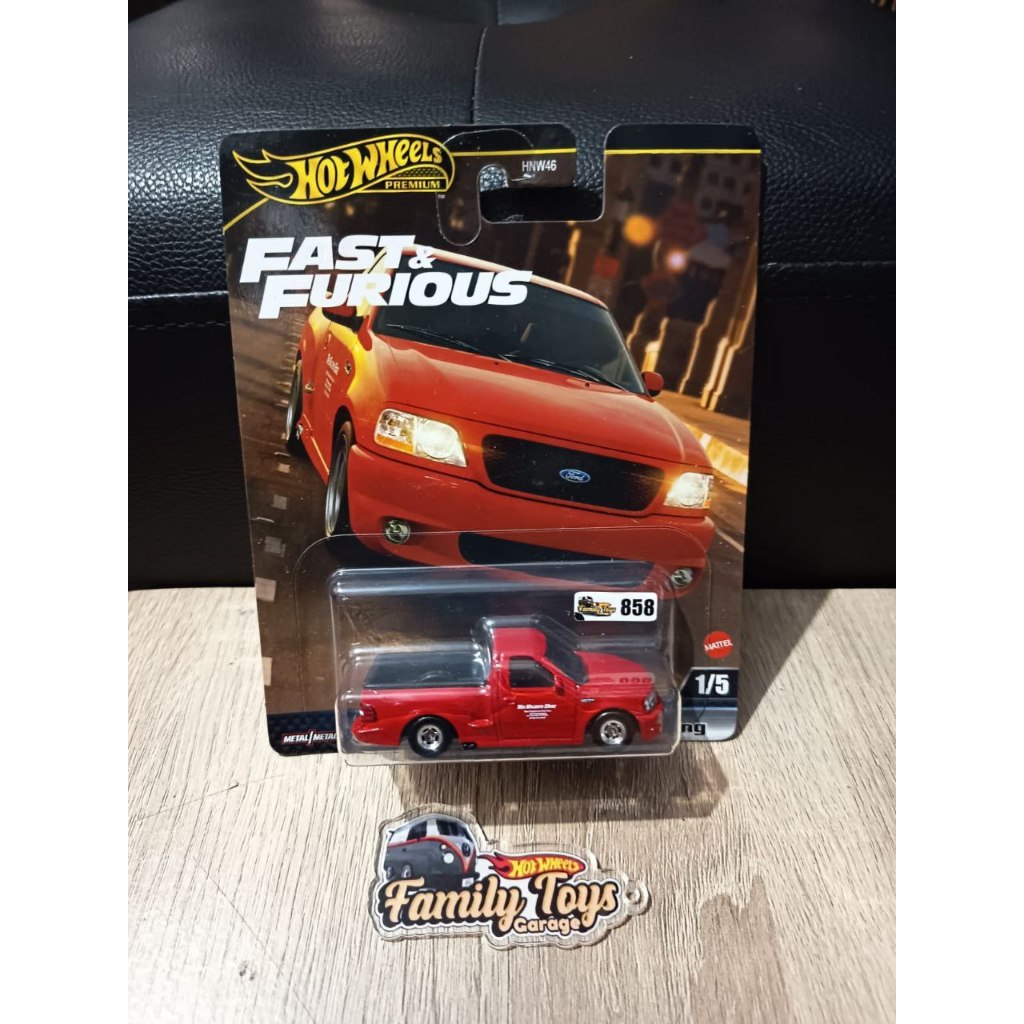 HOT WHEELS PREMIUM FORD F-150 SVT LIGHTNING FAST AND FURIOUS 1/5