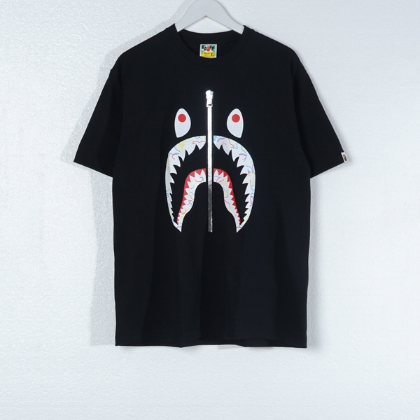 Kaos BAPE SHARK OUTLINE CAMO MULTI WHITE BLACK TSHIRT 100% ORIGINAL