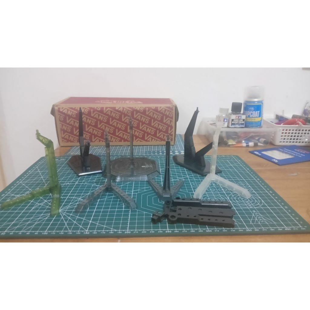 Stand Base HG SD MG Gachapon bekas