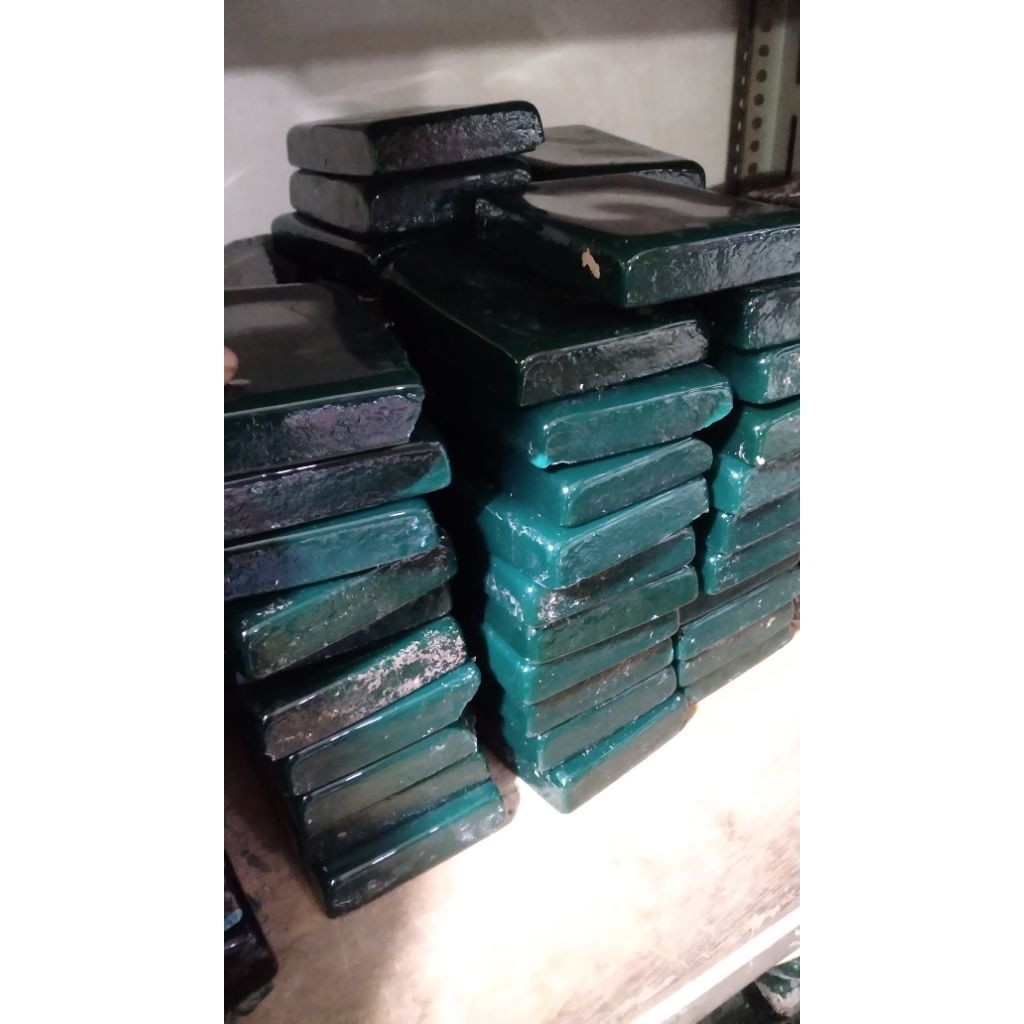 bacin bacan china obsidian hijau doko