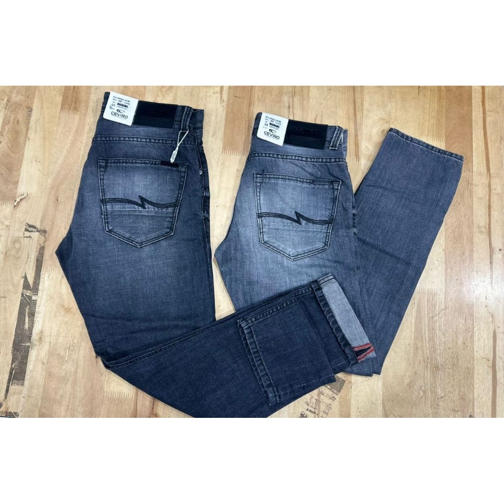 Celana Panjang Jeans Slimfit Destroy Ceviro