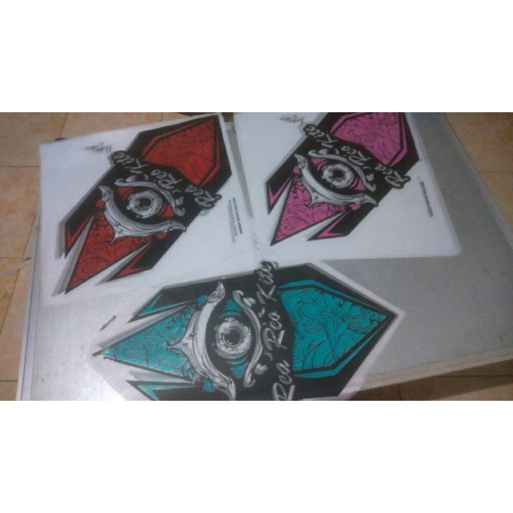 kertas layangan sukoi