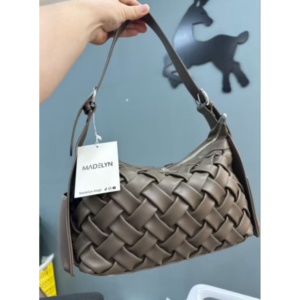 Dublin bag by Madelyn bags